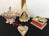 Vintage Shells Jewelry and ornament