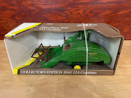1/16th 1991 John Deere 12A Combine Collector?s Edition