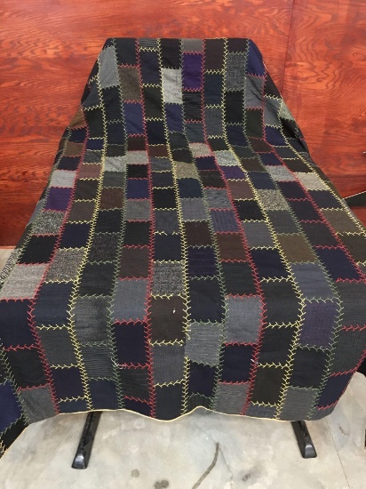 VINTAGE HAND MADE QUILT