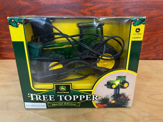 John Deere 8410 Tractor Tree topper