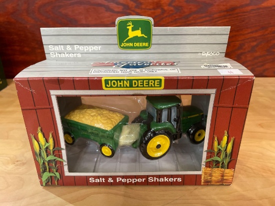 Enesco John Deere Salt and Pepper shakers