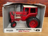 1/16th 1994 Ertl International 1568 V8 Tractor