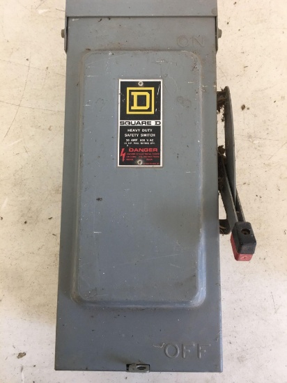 square d heavy duty safety switch 30amp 600 v.ac