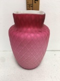 Pink Diamond Quilted Mother-of-Pearl Satin Glass 6?