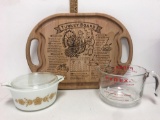 Turkey?s Board and vintage Pyrex glass 1-1/2? Qt.