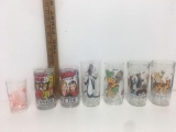 The Sunday Funnies glass cups 1976 , Winnie the Pooh and flint stones