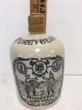 Stoneware jar The Creybeard , heather den scotch whisky