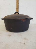 Cast Iron Dutch Oven Pot