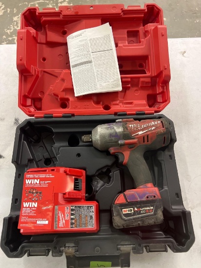 Milwaukee m18 3/4 square ring impact with 5.0 battery and charger