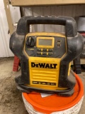 DeWalt Jumper Box 1400 amp 120 psi