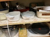 miscellaneous kitchen- Pyrex, corningware and more- will not ship