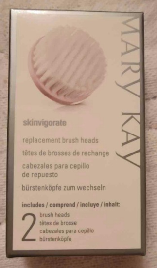Mary Kay Skinvigorate Replacement Brush Heads Value: $15.00 Replacement brushes only