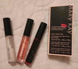Mary Kay ultra stay lip lacquer kit, Cherry Value: $39
