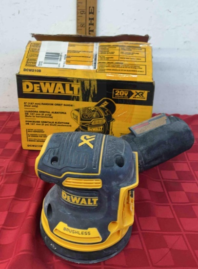 Dewalt 5? Random orbit sander