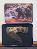 Bear knife with case