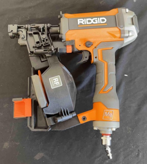 Ridgid 1-3/4 in Roofing Coil Nailer with magnesium metal housing (tested/works)