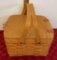 Longaberge sm . picnic basket & riser