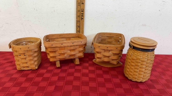 Longaberger 1988 mini cradle basket?s