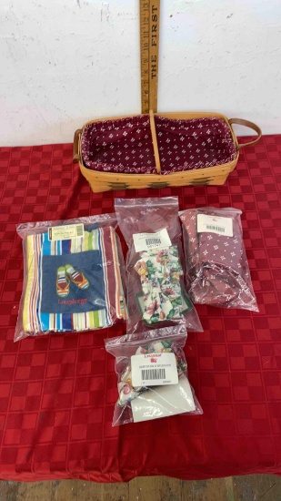 Longaberger 1996 bakery basket and more protectors