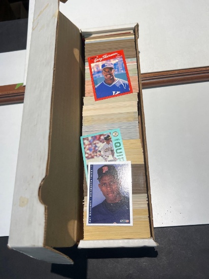 Lot of unchecked baseball