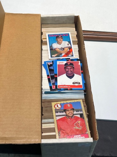 Lot of unchecked baseball