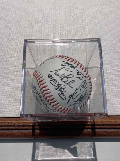 2007 Minnesota Twins team baseball, facsimile signatures Joe Mauer, Justin Morneau, Johan Santana,