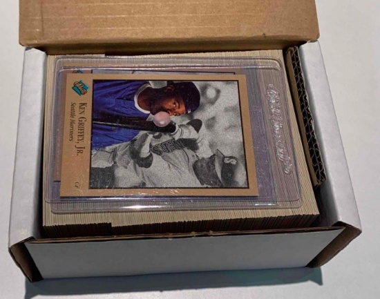 1992 leaf studio baseball cards1992 leafs studio baseball cards, one 1-264