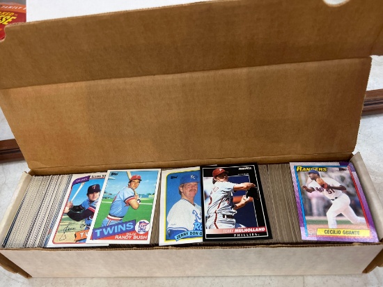 Lot of unchecked baseball