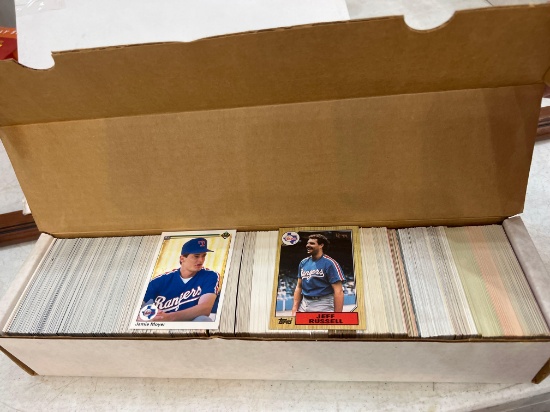 Lot of unchecked baseball