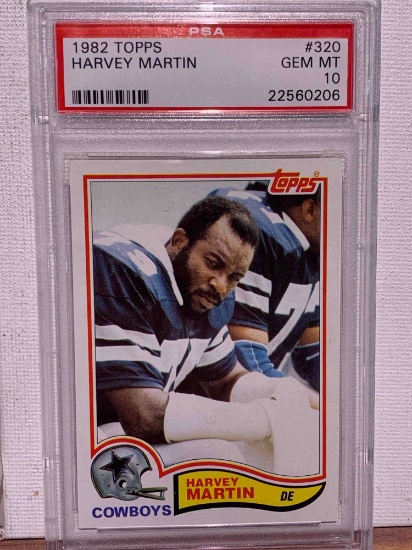 1982 Topps Harvey Martin PSA 10 football card