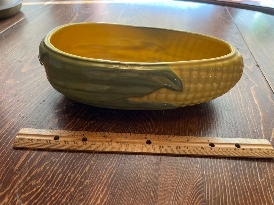 shawnee corn pottery - 2 pieces