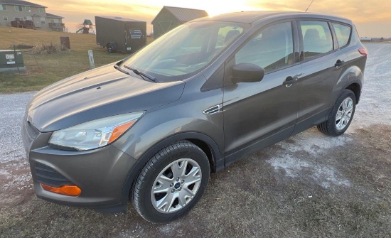 24773-2013 Ford Escape 142k miles runs and drives