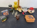 Plastic cups looney tunes, and more