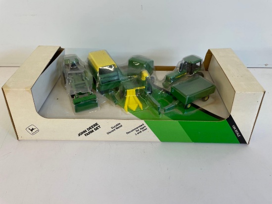 John Deere Farm Set