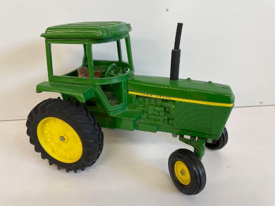 John Deere Tractor