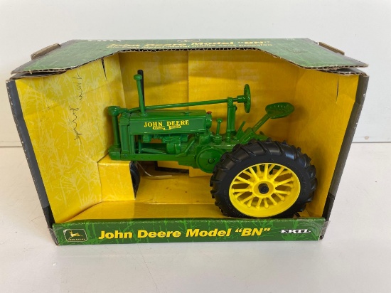 John Deere model BN Die-cast metal