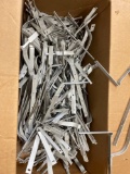 5? K Easyon Hangers white Stl