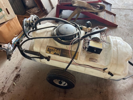 Agri-fab spray tank with wand untested