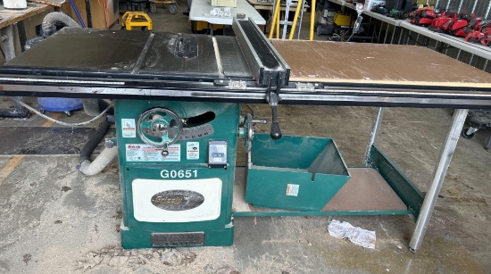 Grizzly G0651 - 10" 3 HP 220V Heavy Duty Cabinet Table Saw with dust collector setup