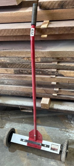 Tool shop magnetic sweep