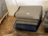 4 furniture, blankets