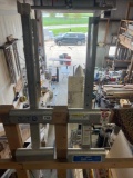 Short body 2 rung ladder jacks