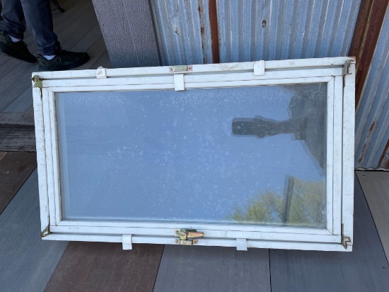 window 32x19 1/2