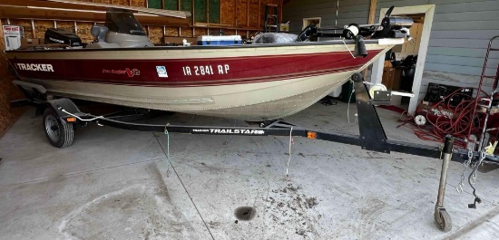 1999 Bass Tracker Pro Angler V16 fishing boat with 40 horse motor and all equipment included see
