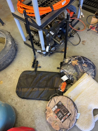 Hunting seats