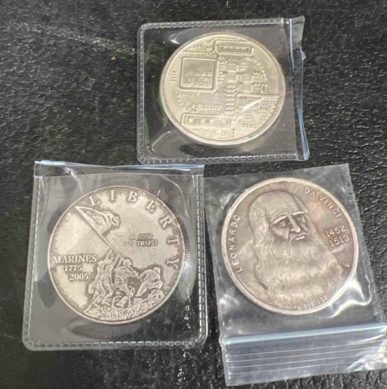 Coins- 2005 Marines dollar, Leonardo da Vinci 1 ounce silver, bitcoin silver ounce