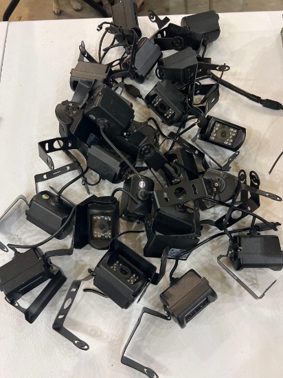 HD IR waterproof CC TV cameras- wires cut