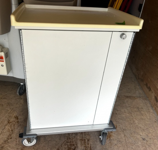 Med cart no keys can be used as a tool box or storage!