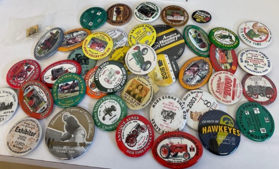 Pinback buttons