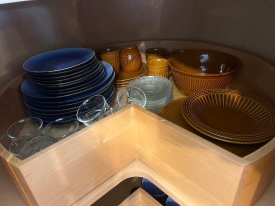 Corner cabinet contents and cutting boards